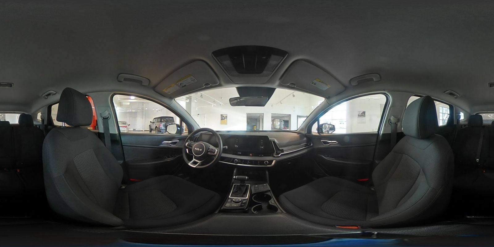Used 2025 Kia Sportage LX AWD/4WD image 41