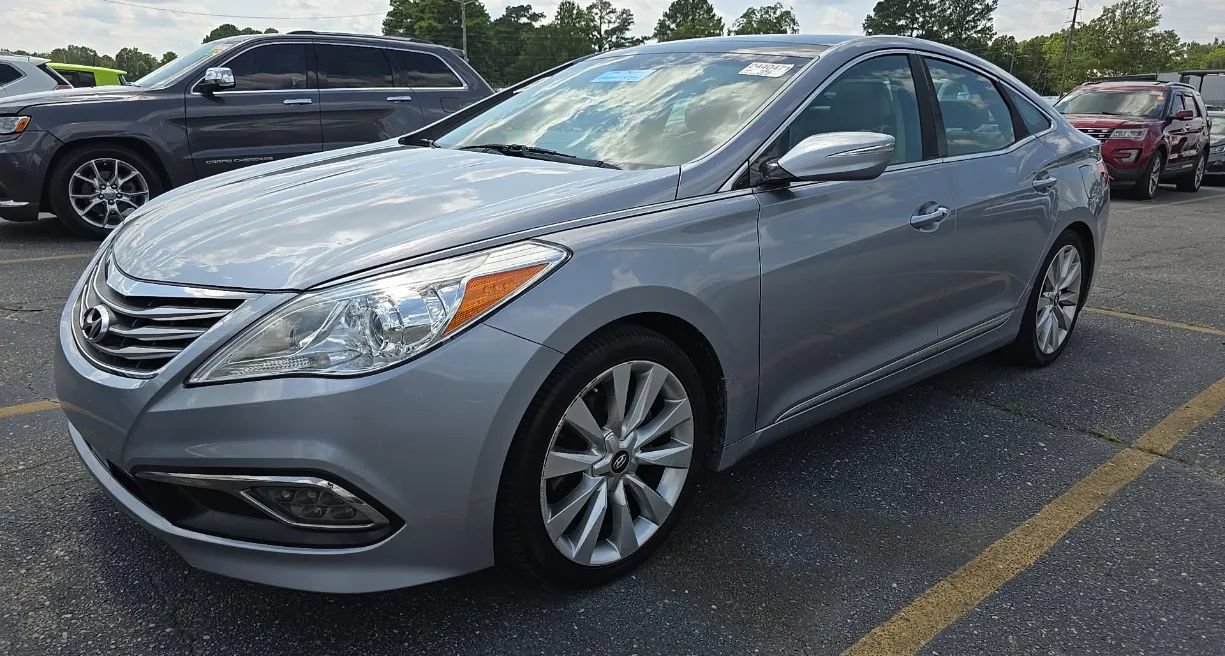 Used 2016 Hyundai Azera Limited FWD image 1