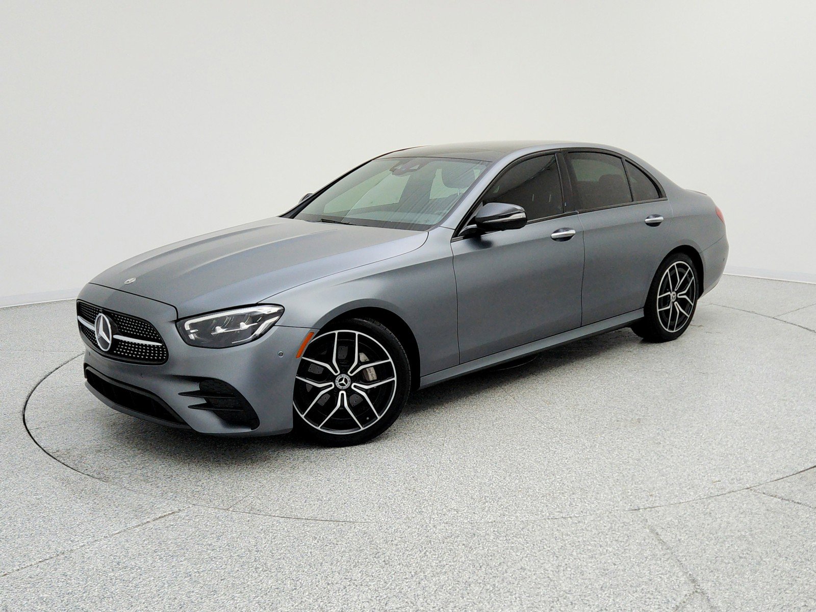Used 2022 Mercedes-Benz E 350 Sedan image 1