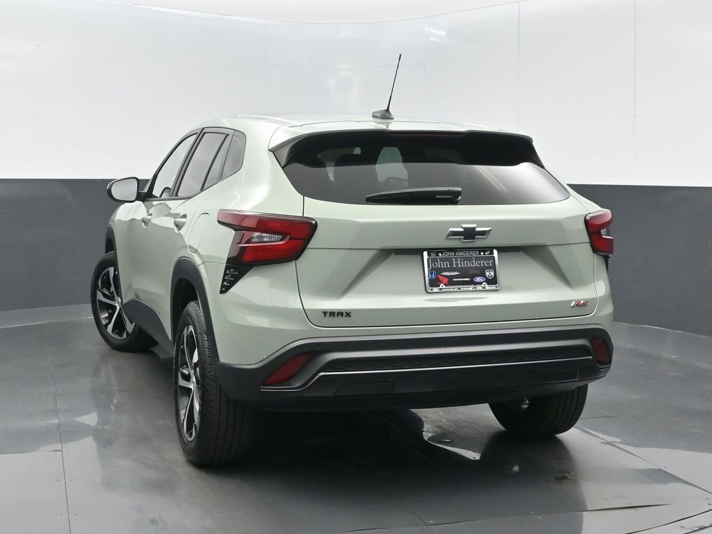 Used 2024 Chevrolet Trax RS w/ Driver Confidence Package image 6