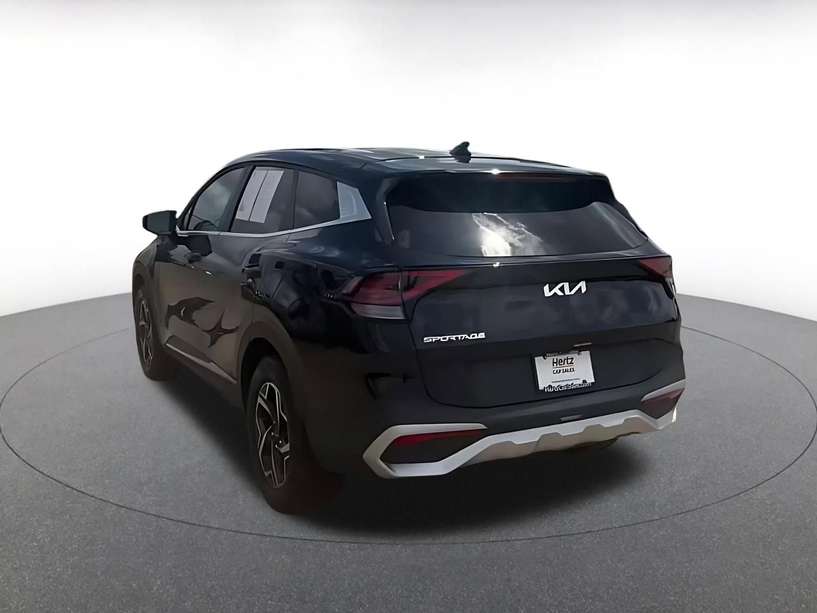Used 2025 Kia Sportage LX image 12