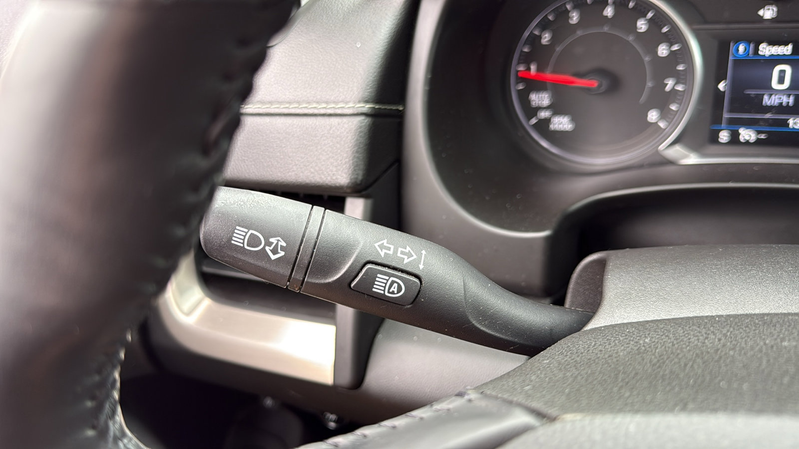 Used 2018 GMC Terrain Denali w/ Comfort Package image 15