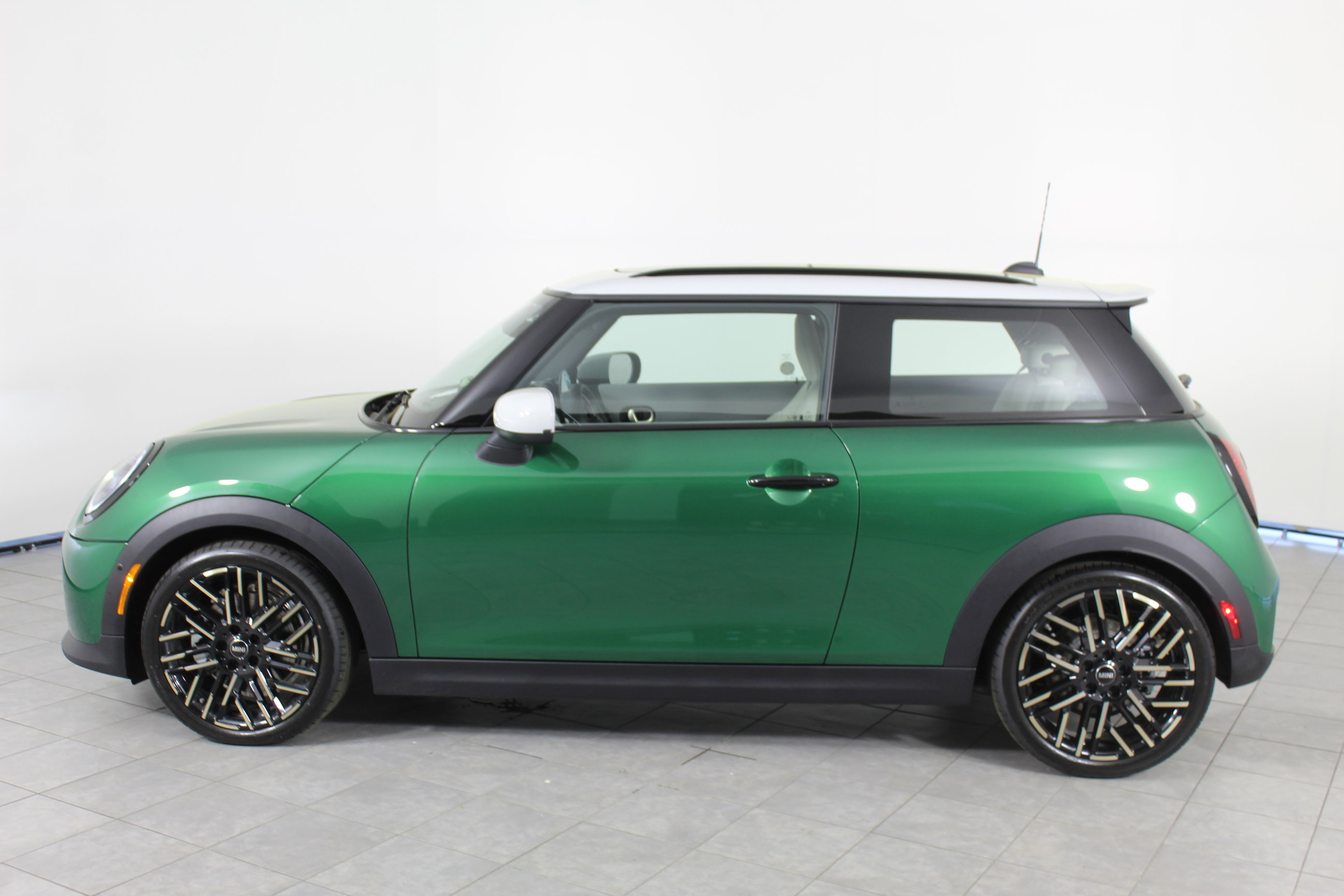 New 2025 MINI Cooper S image 5