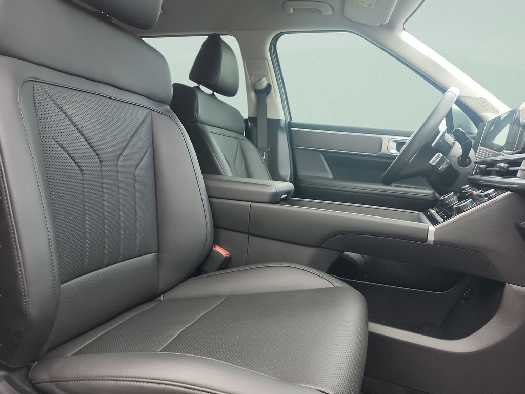 Used 2024 Hyundai Santa Fe SEL FWD image 20