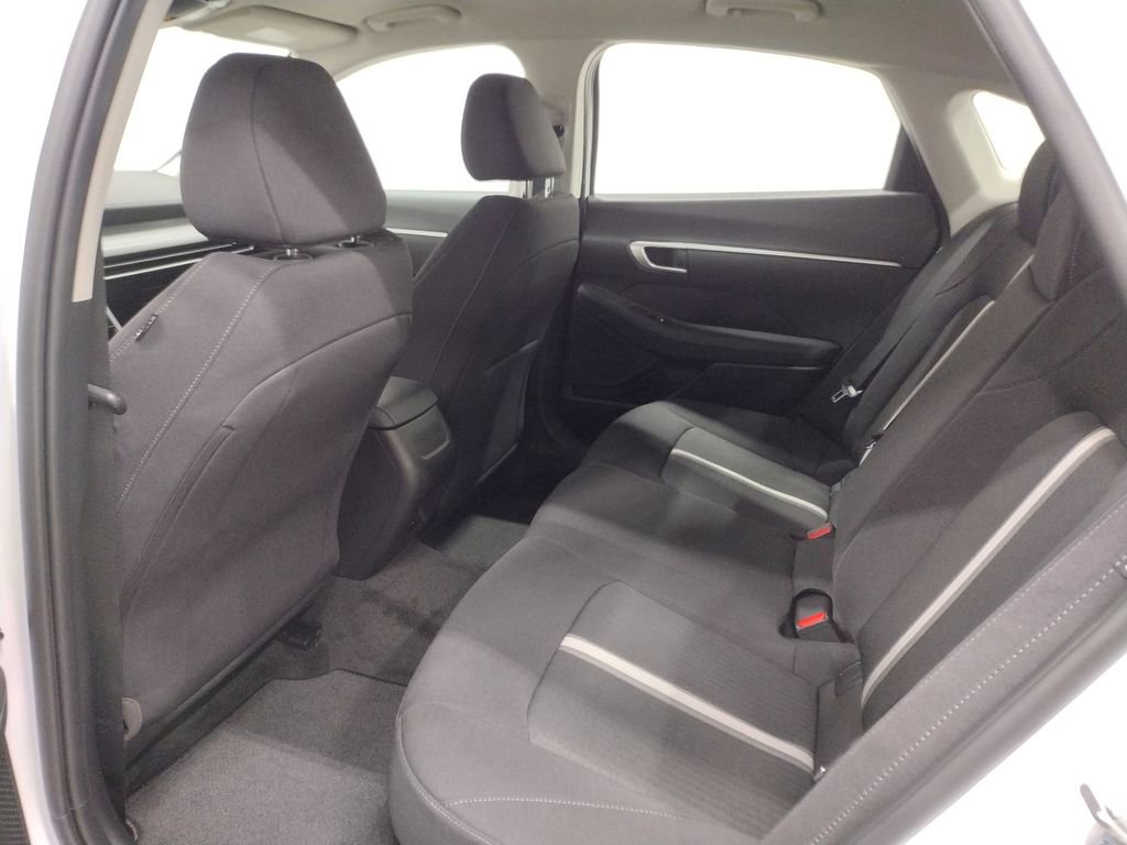 Used 2025 Hyundai Sonata SE FWD image 20