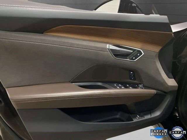 Used 2022 Audi e-tron GT Premium Plus image 15