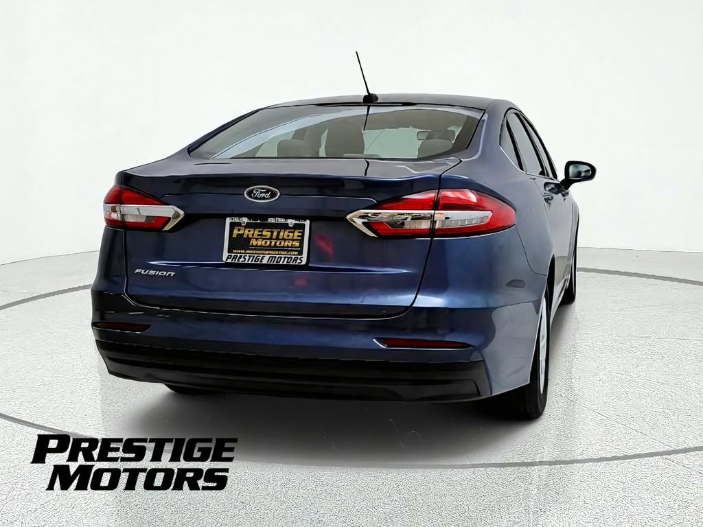 Used 2019 Ford Fusion S FWD image 7