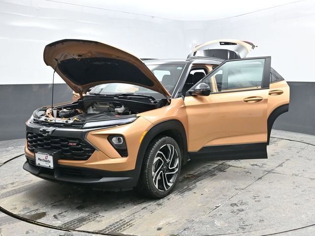 Used 2024 Chevrolet TrailBlazer RS w/ Driver Confidence Package image 27