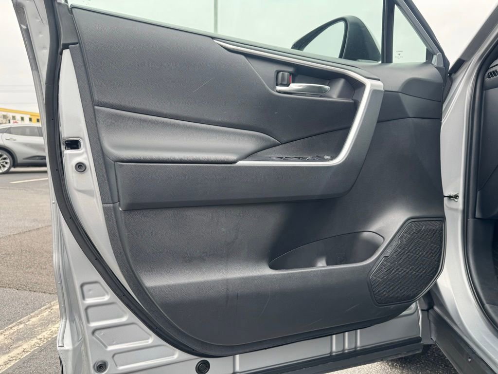 Used 2024 Toyota RAV4 XLE image 14