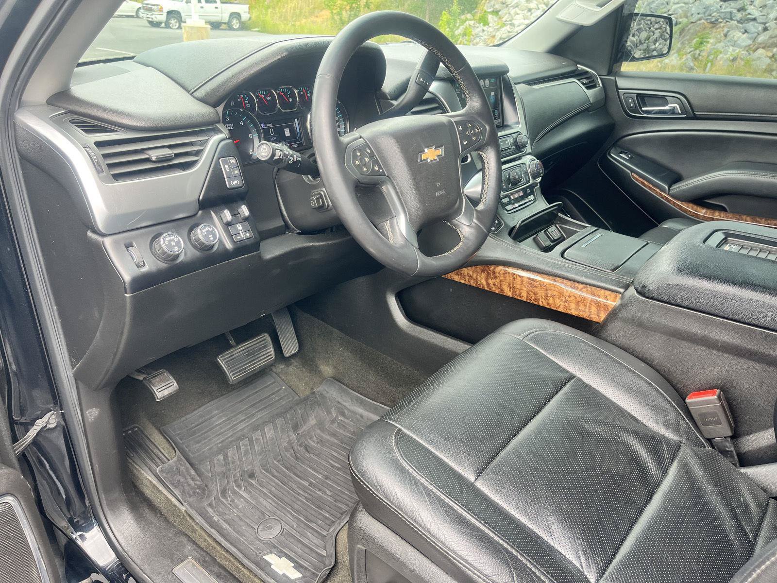 Used 2018 Chevrolet Tahoe Premier AWD/4WD image 19