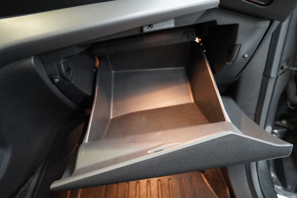 Used 2018 Ford Escape SEL image 39