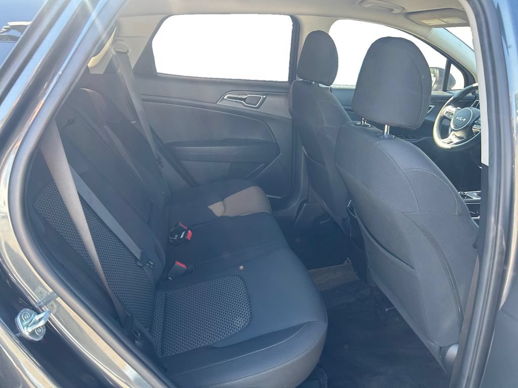 Used 2023 Kia Sportage LX FWD image 22