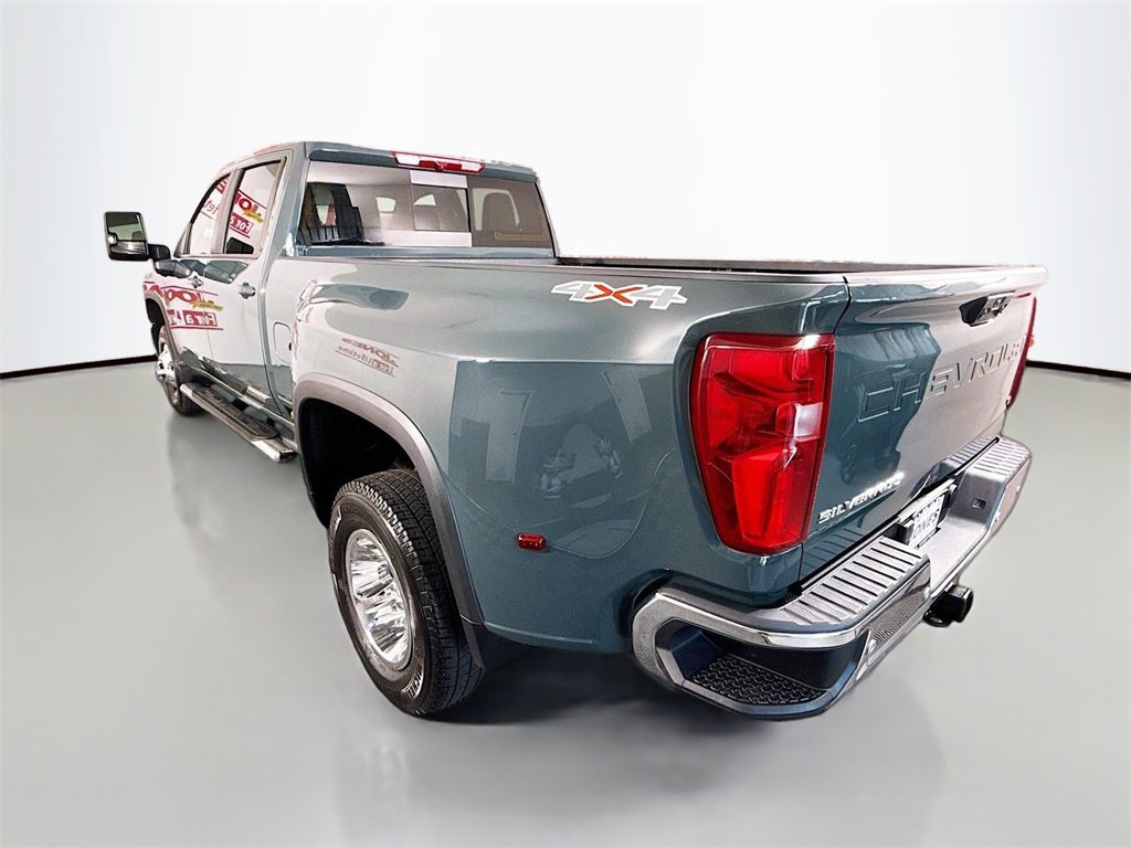 Used 2025 Chevrolet Silverado 3500 LT w/ Safety Package image 2