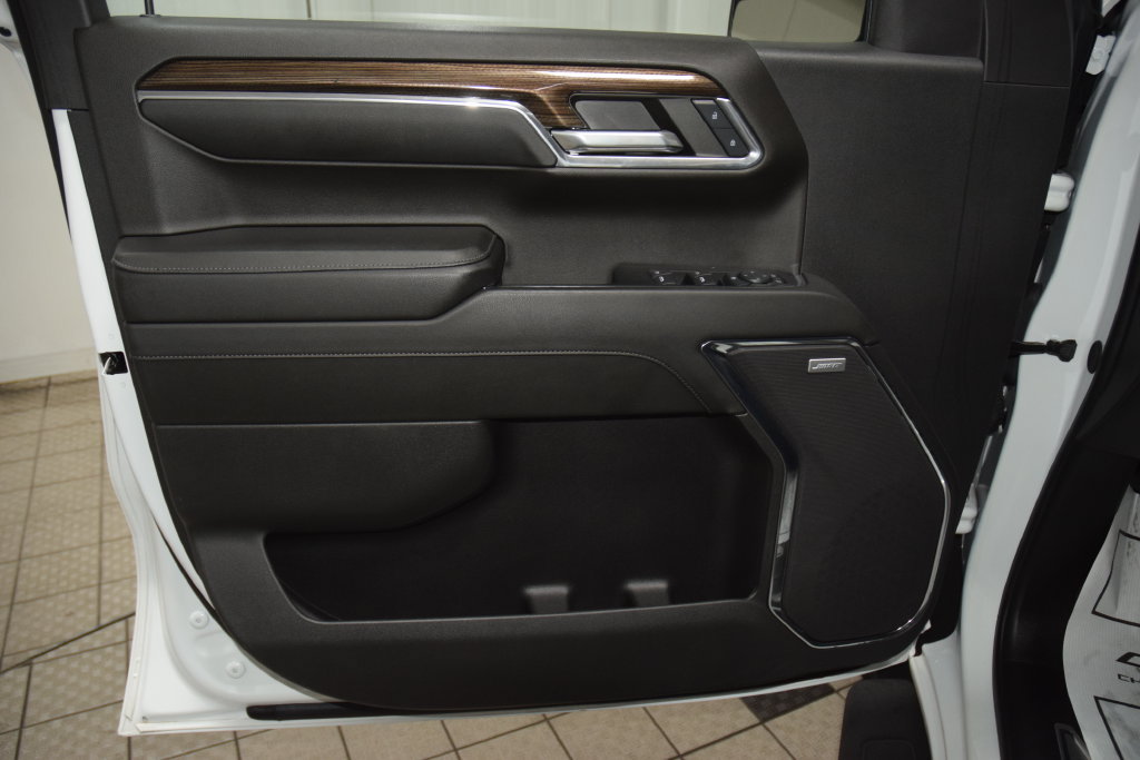 Used 2024 Chevrolet Silverado 1500 LT Trail Boss w/ Convenience Package II AWD/4WD image 54