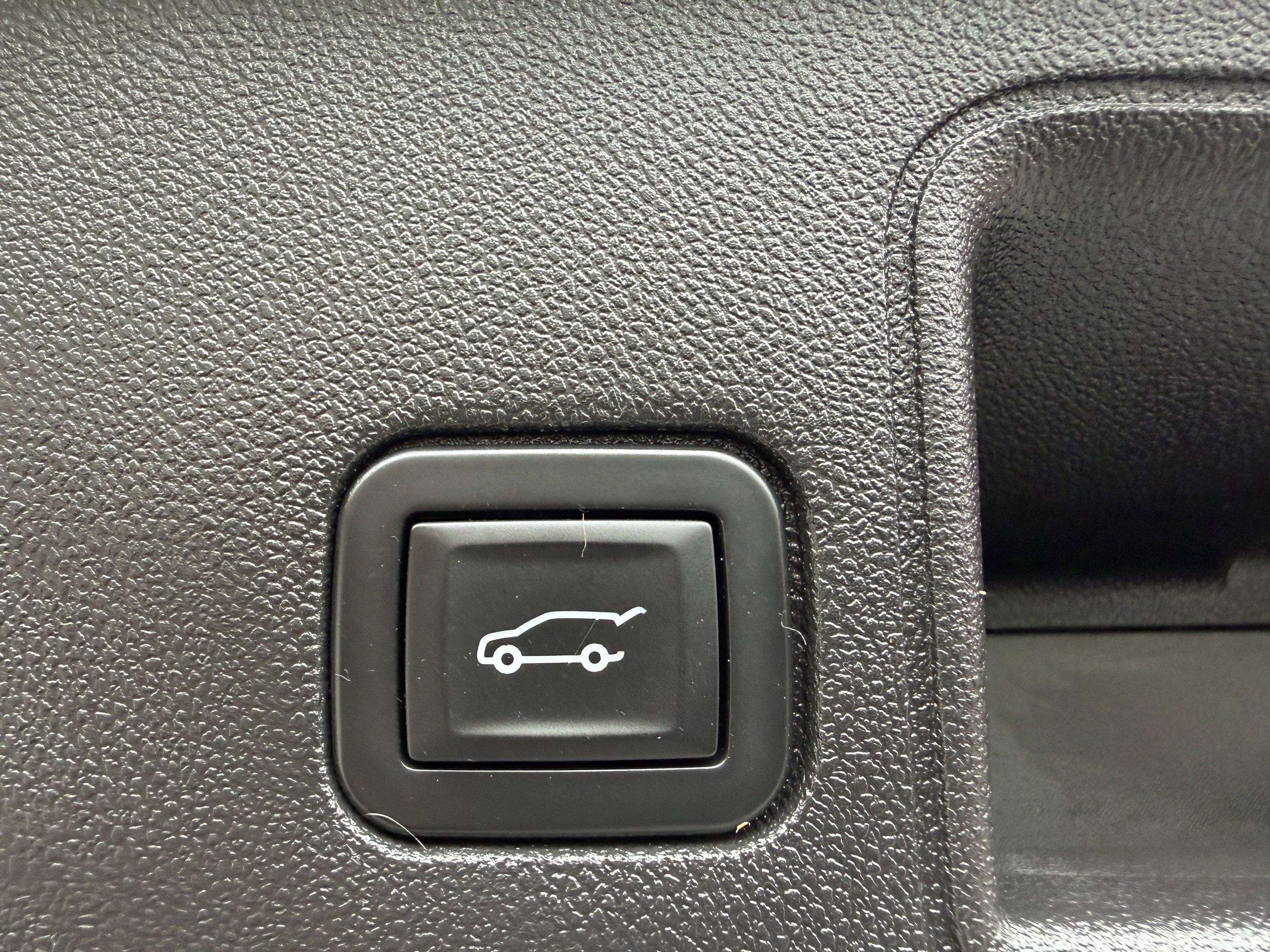 Used 2019 GMC Terrain SLE w/ Driver Convenience Package AWD/4WD image 19