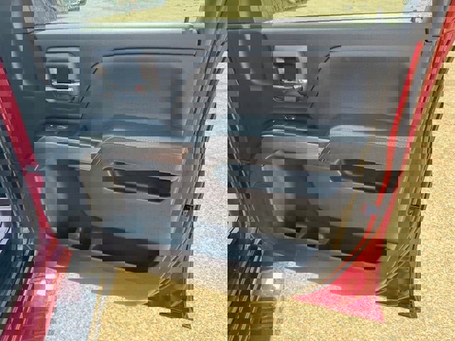 Used 2018 Chevrolet Silverado 1500 LT w/ All Star Edition image 20