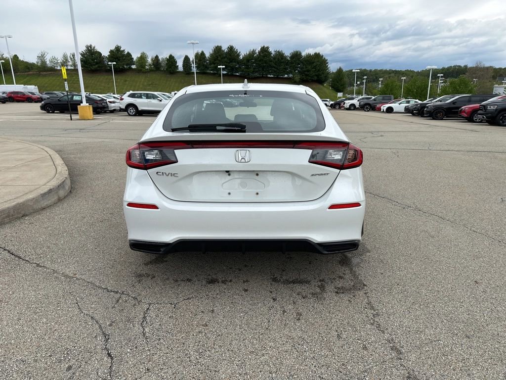 Used 2023 Honda Civic Sport image 4