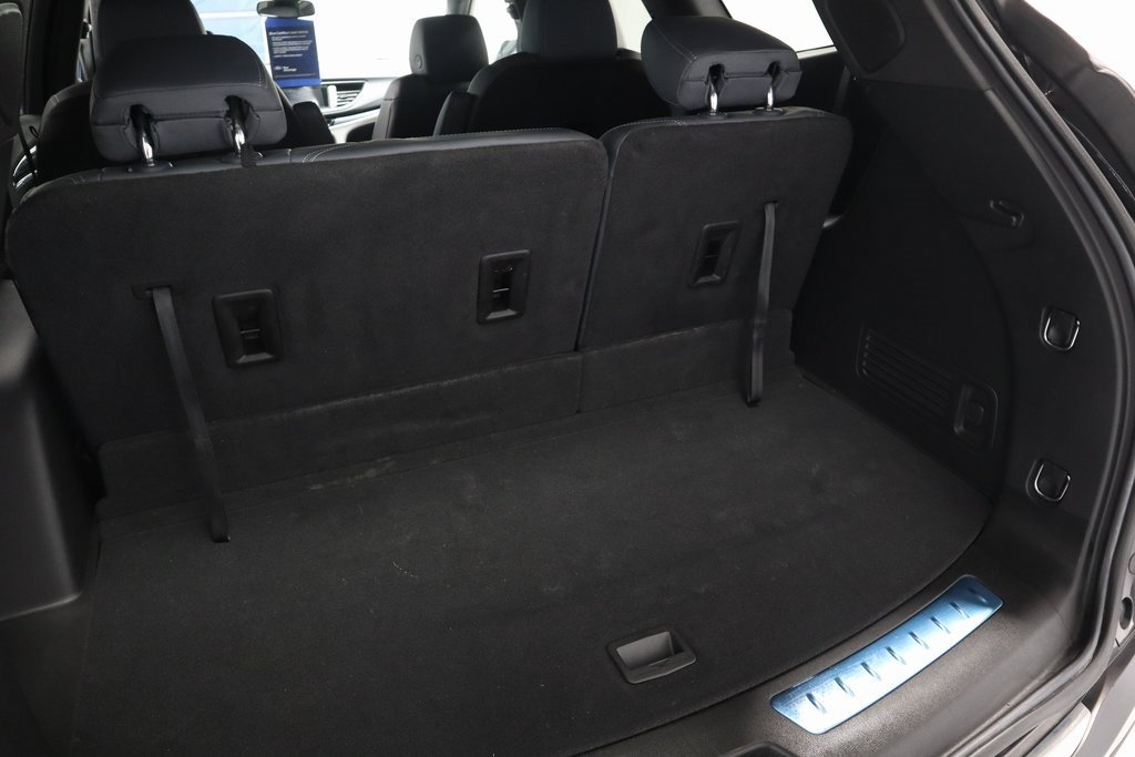 Used 2023 Buick Enclave Essence w/ Experience Buick Package image 19
