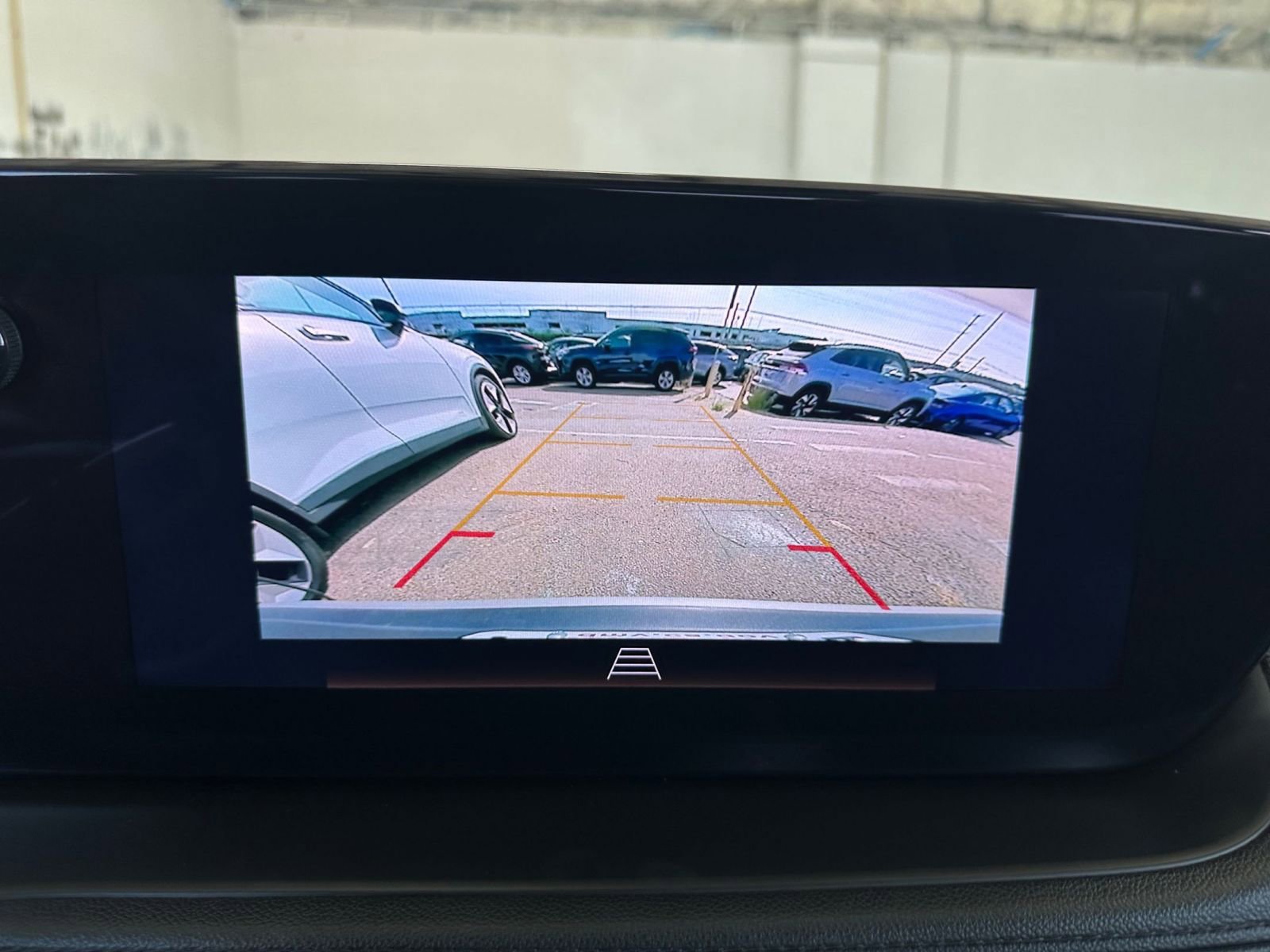 Used 2025 Buick Encore GX Preferred image 17