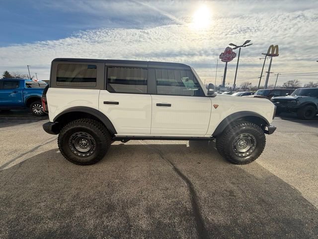 Used 2024 Ford Bronco Badlands image 7