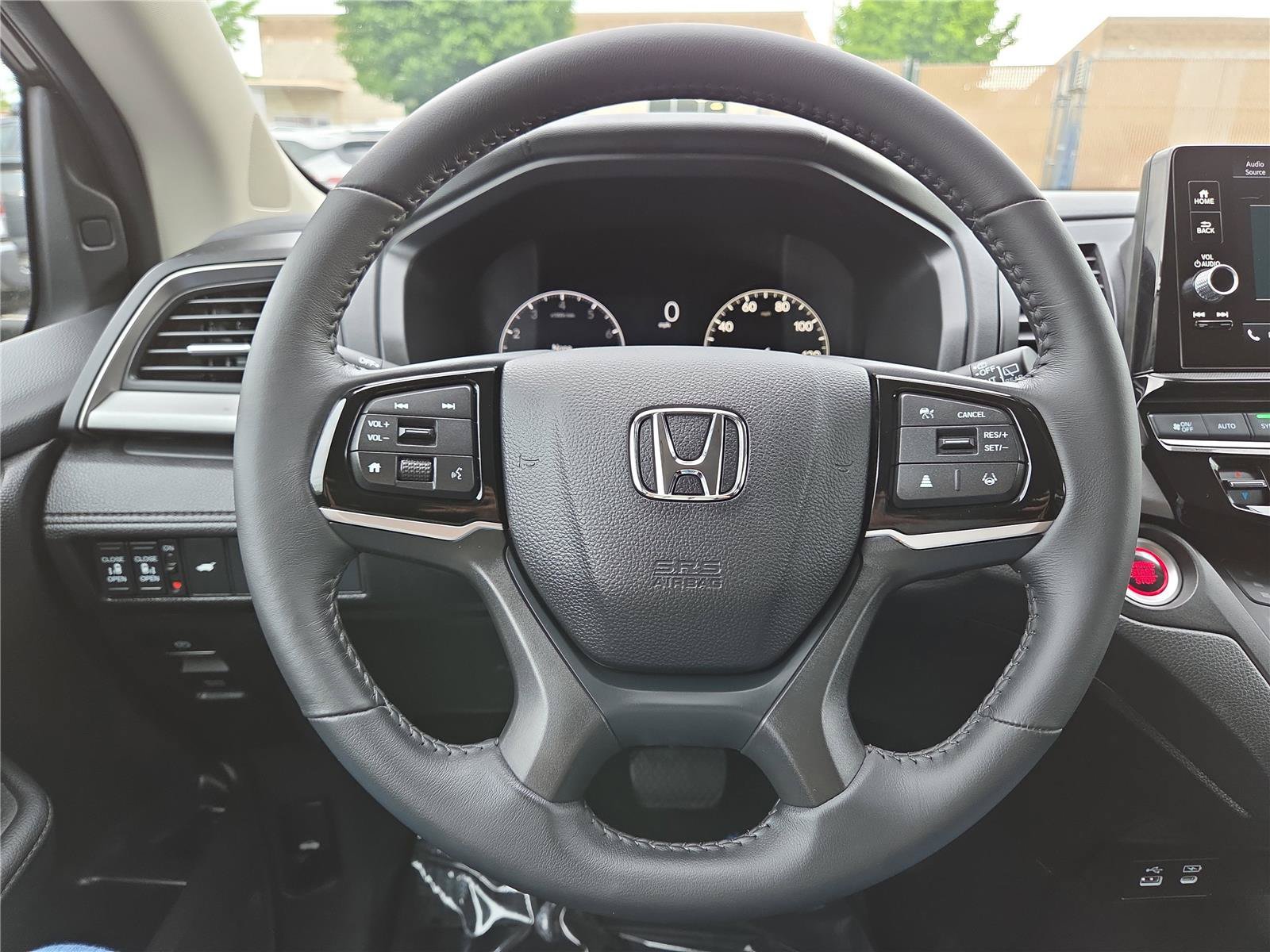 Used 2025 Honda Odyssey EX-L image 15