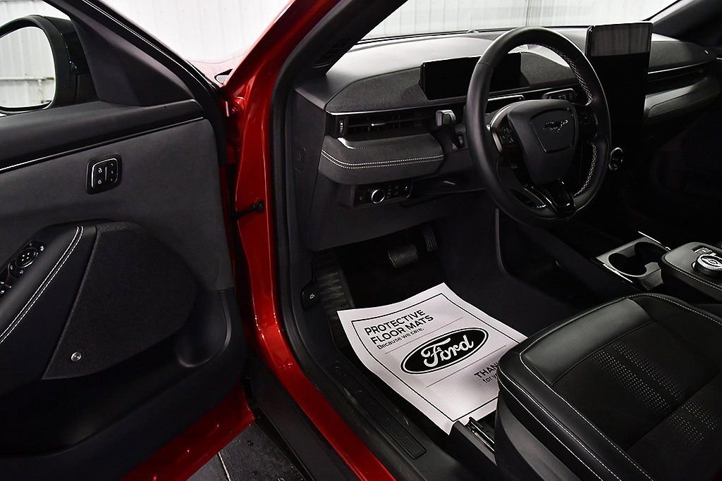 Used 2024 Ford Mustang Mach-E GT image 16