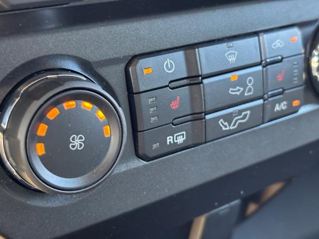Used 2018 Ford F150 XLT w/ Equipment Group 302A Luxury AWD/4WD image 24