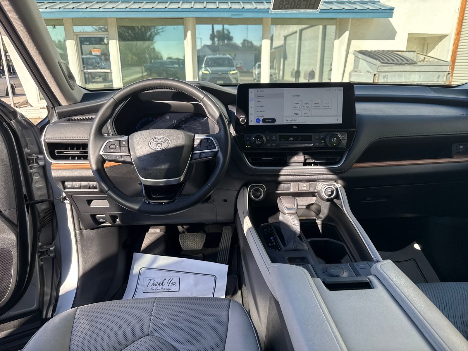 Used 2024 Toyota Grand Highlander Limited image 12