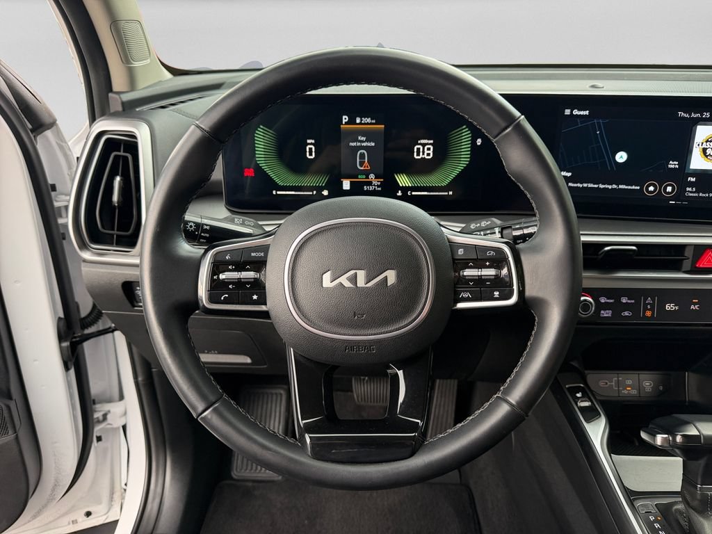 Used 2024 Kia Sorento S FWD image 19