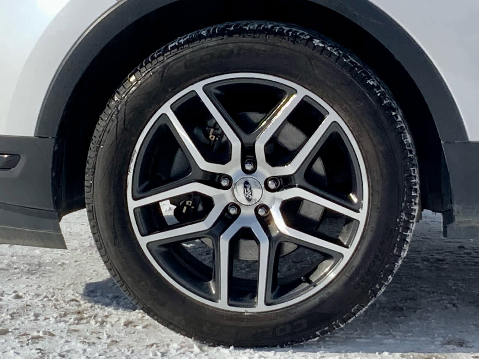 Used 2019 Ford Explorer Sport image 15