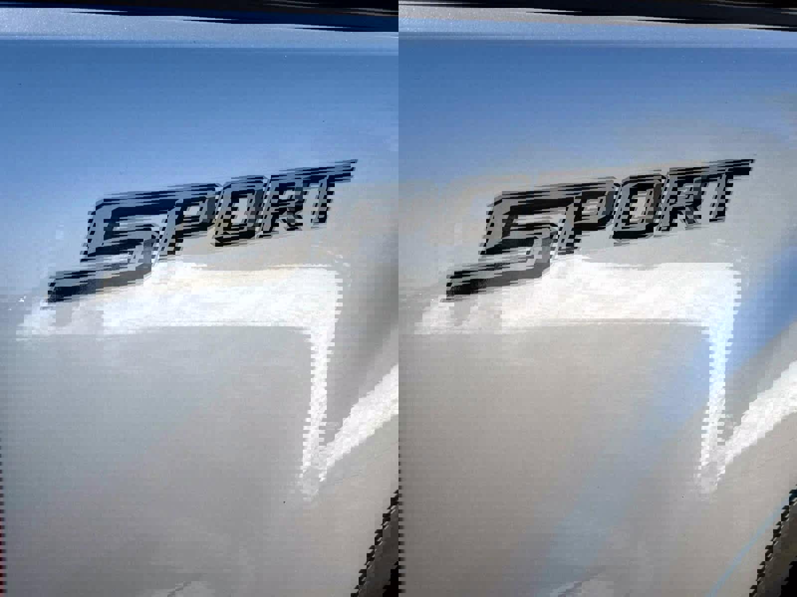 Used 2019 Ford Ranger XLT w/ Equipment Group 302A Luxury image 9