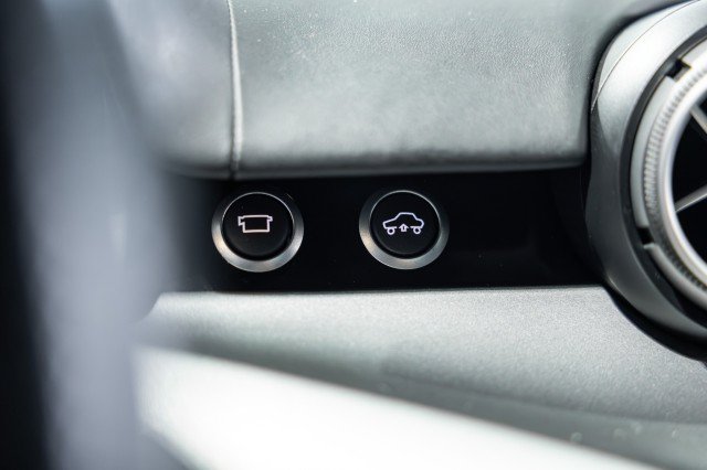 Used 2014 Ferrari F12 Berlinetta RWD image 50
