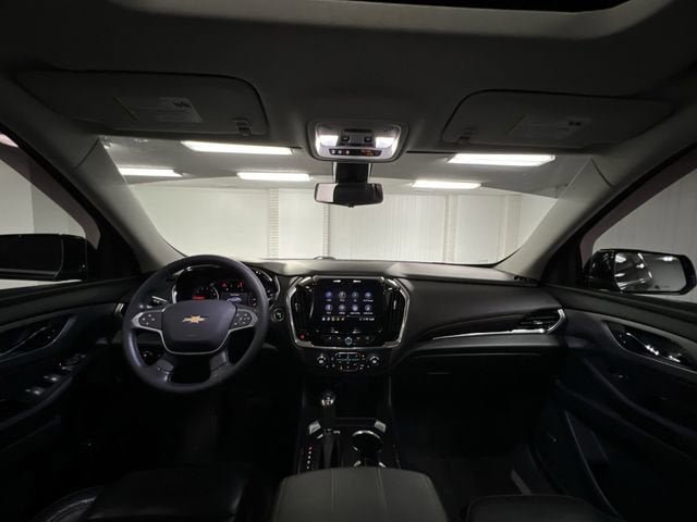 Certified 2020 Chevrolet Traverse LT w/ LT Premium Package AWD/4WD image 21