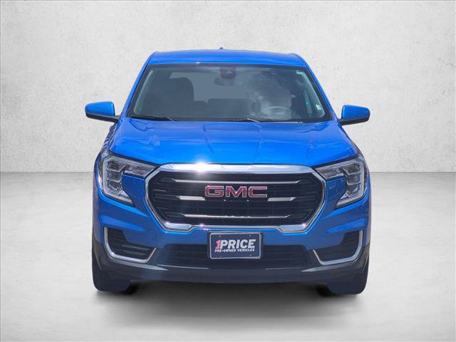 Used 2024 GMC Terrain SLE AWD/4WD image 2