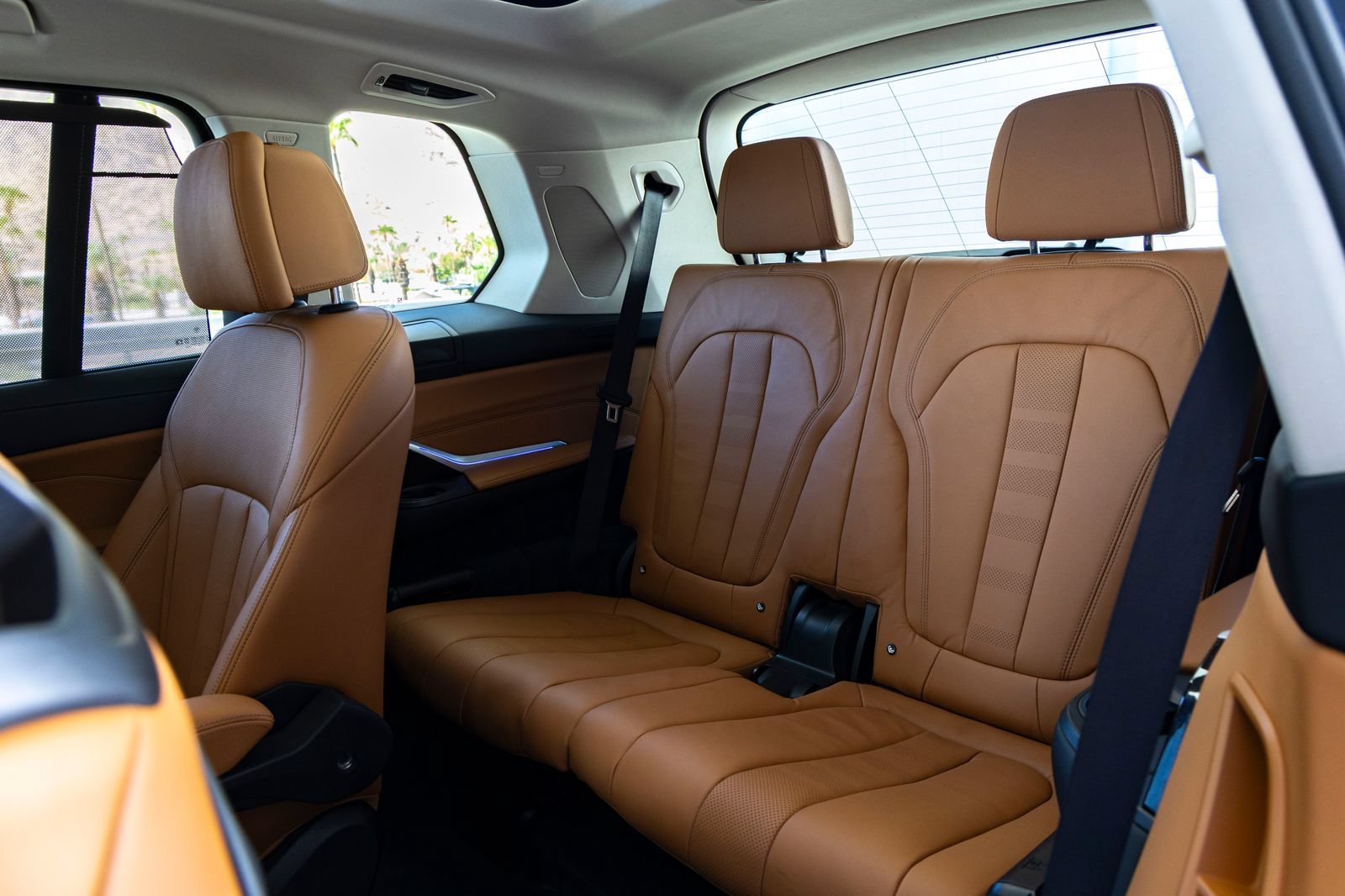 Used 2022 BMW X7 xDrive40i w/ Premium Package AWD/4WD image 24