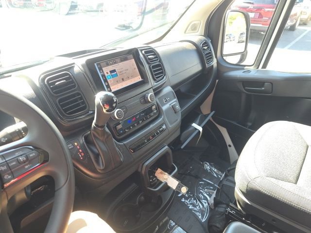 Used 2025 RAM ProMaster 2500 w/ Safety Group image 21