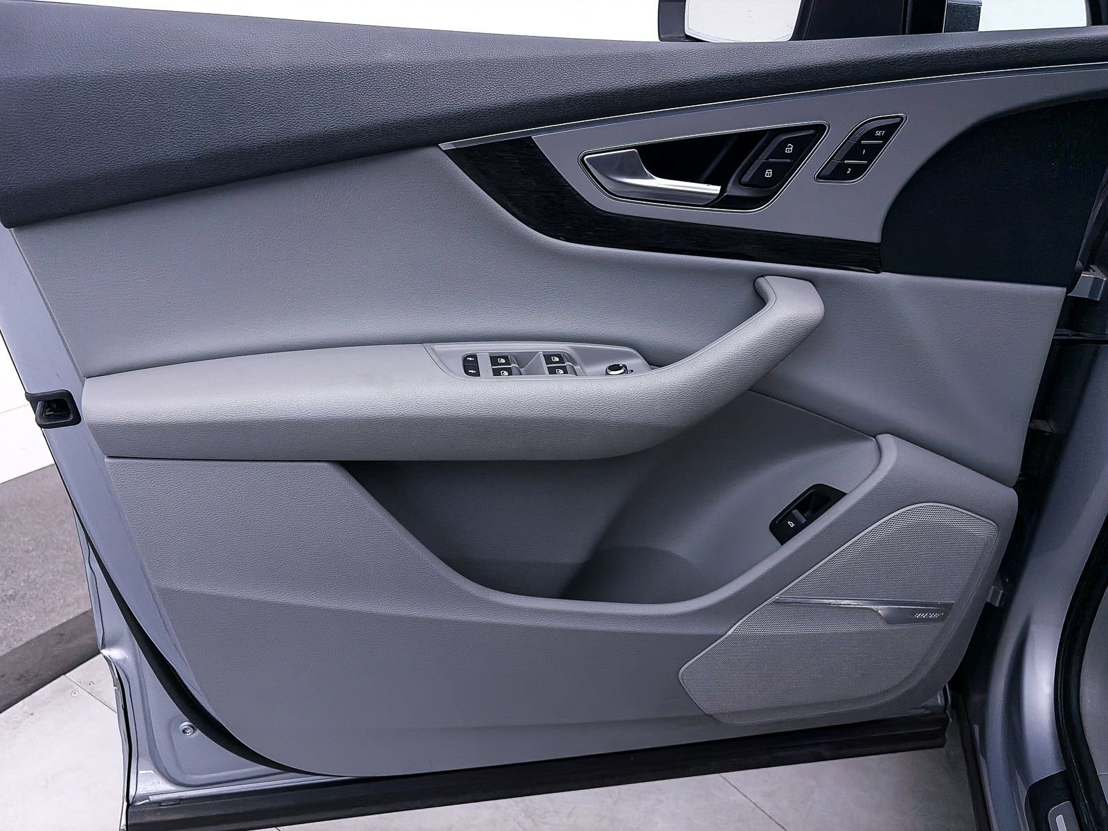 Used 2019 Audi Q7 2.0T Premium Plus w/ Premium Plus Package image 18