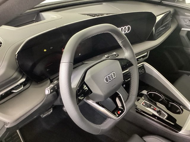 New 2025 Audi SQ5 Premium Plus AWD/4WD image 9