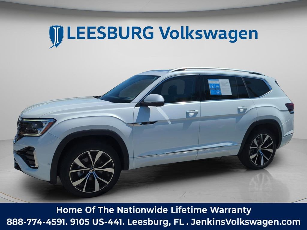 Used 2024 Volkswagen Atlas SEL Premium R-Line image 13