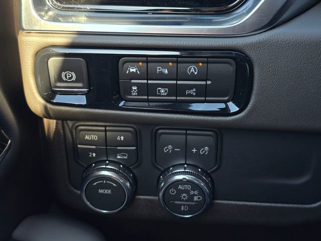 New 2026 GMC Yukon XL Elevation image 22