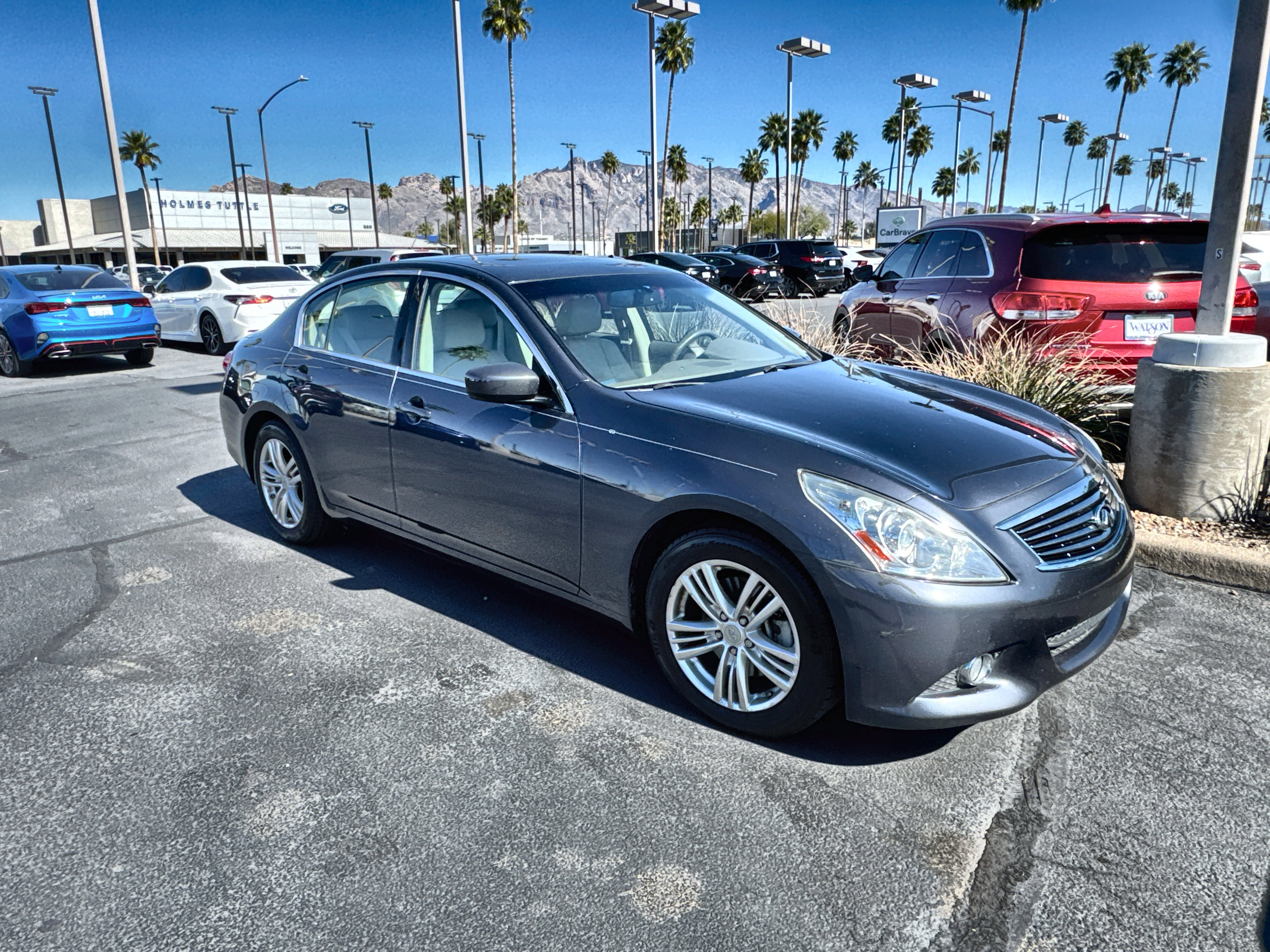 Used 2010 INFINITI G37 Journey w/ Premium Pkg image 2