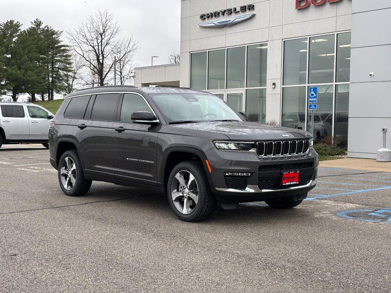 New 2025 Jeep Grand Cherokee L Limited image 2