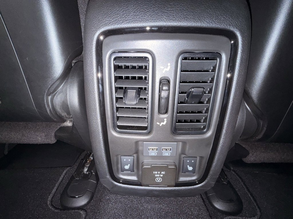 Used 2025 Dodge Durango GT image 17