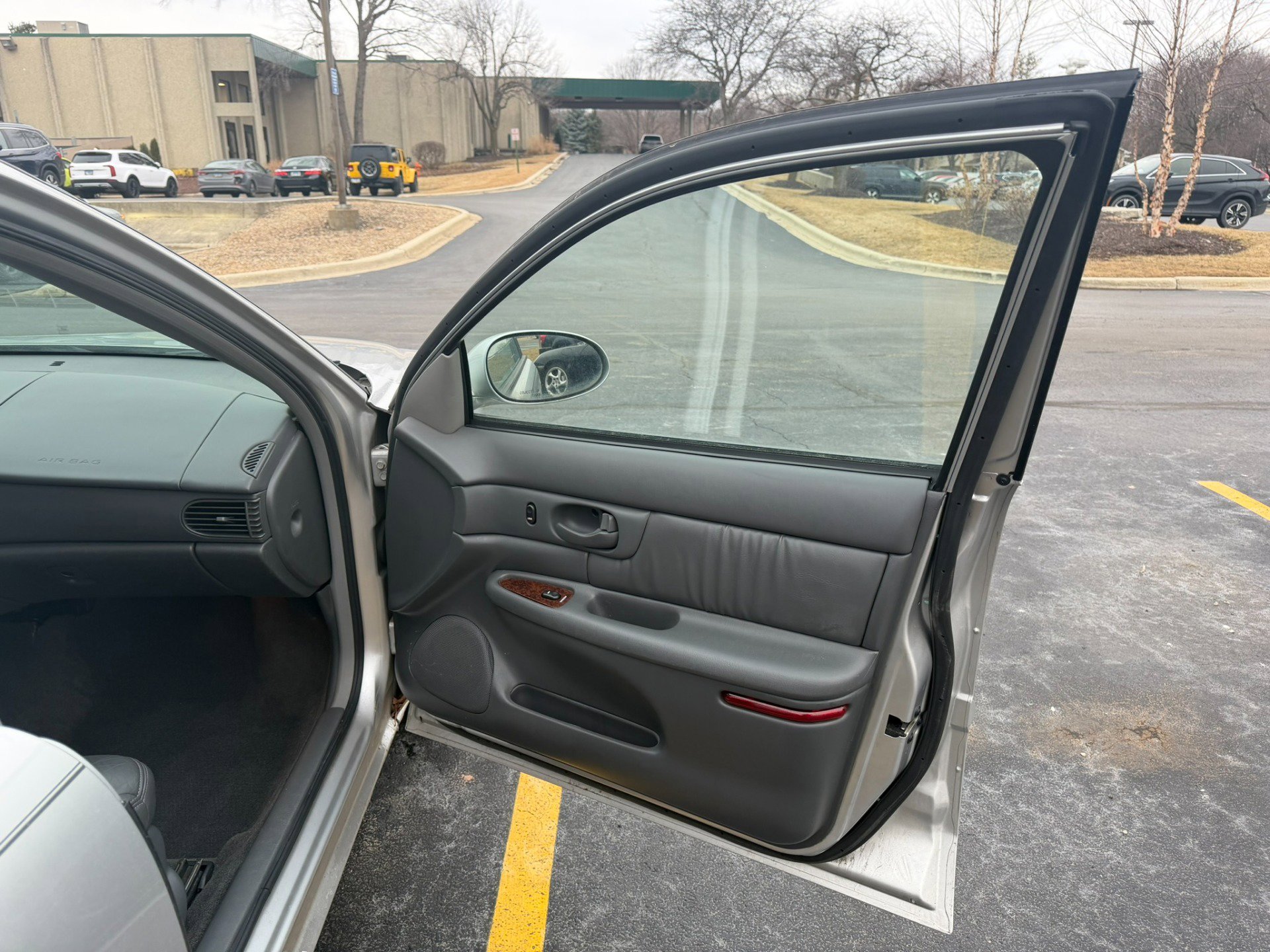 Used 2005 Buick Century Custom image 21