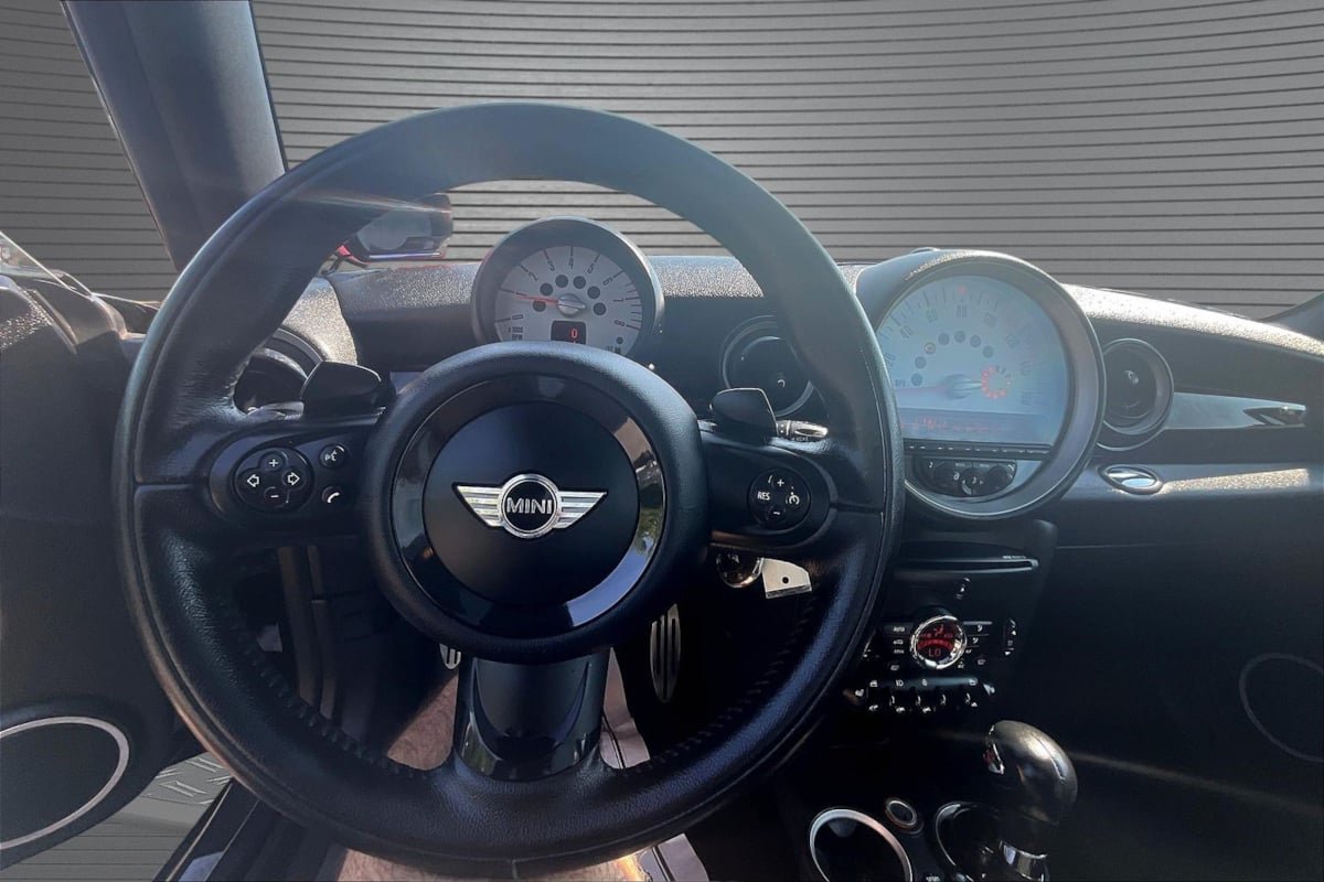 Used 2012 MINI Cooper Clubman S FWD image 8