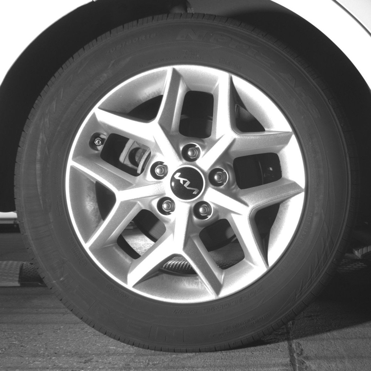 Used 2025 Kia Soul LX w/ LX Technology Package FWD image 15