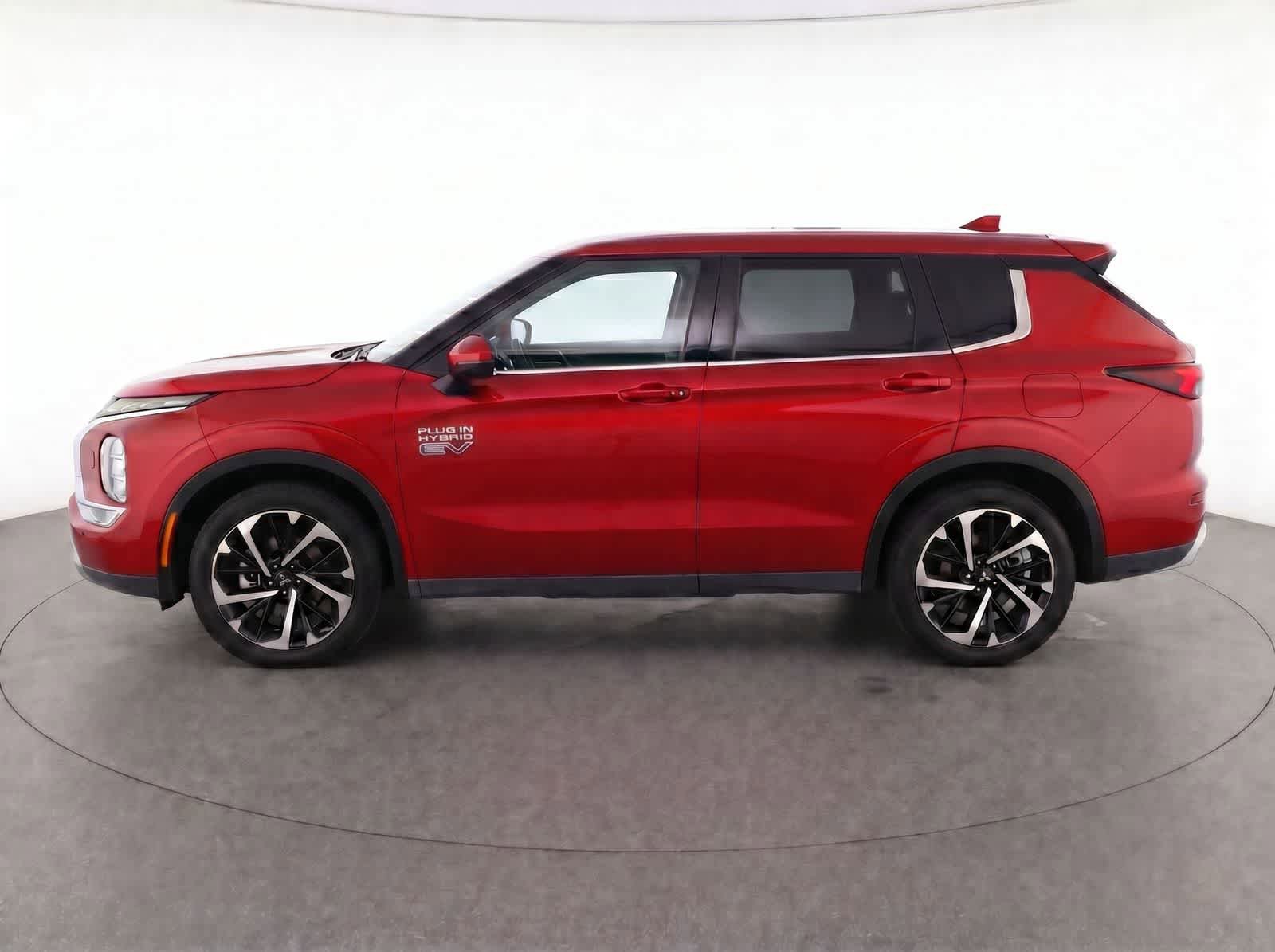 Used 2025 Mitsubishi Outlander SE AWD/4WD image 6
