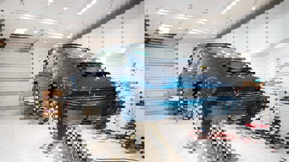 Used 1992 Porsche 911 Turbo image 55