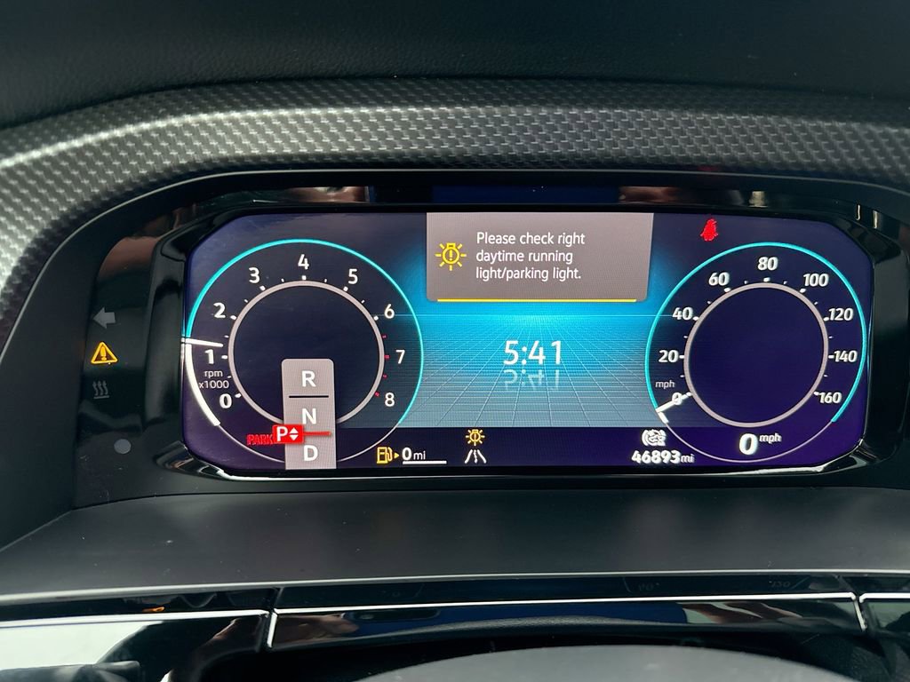 Used 2024 Volkswagen Atlas Cross Sport SEL R-Line image 10