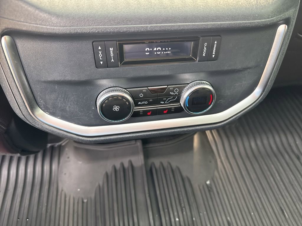 Used 2025 Ford Expedition Max Platinum w/ Platinum Ultimate Package image 19